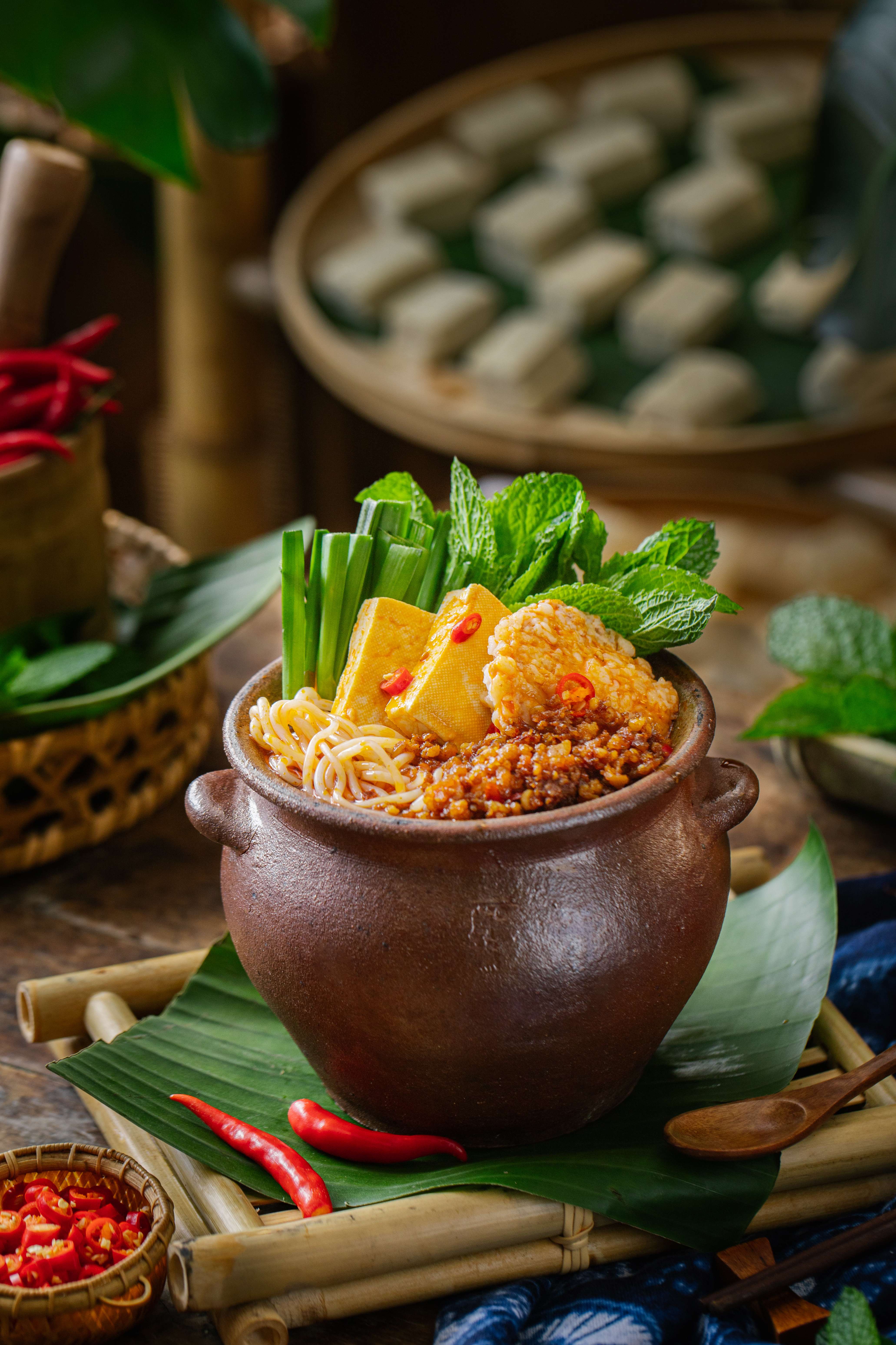 肖蘸-臭豆腐罐罐米线